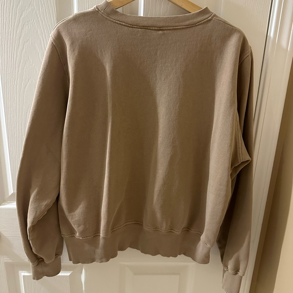 Light brown crewneck sweater - Picture 2 of 3